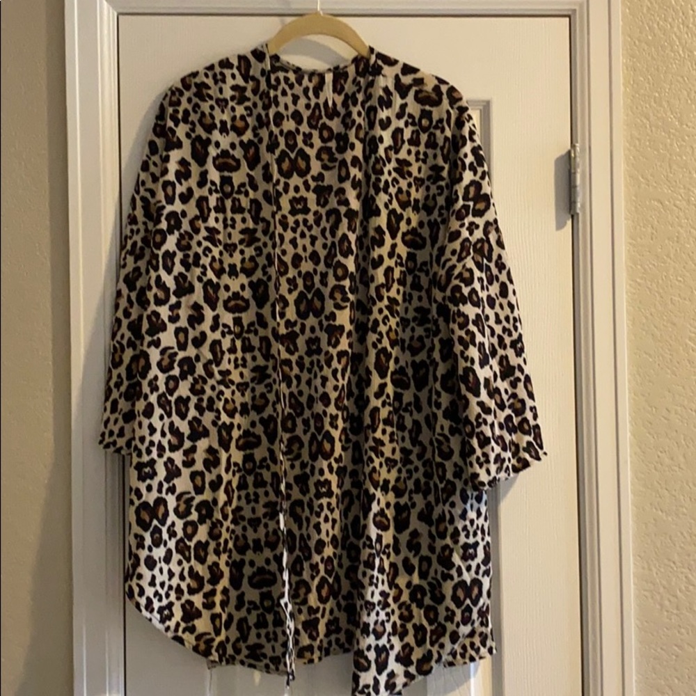 Leopard print kimono